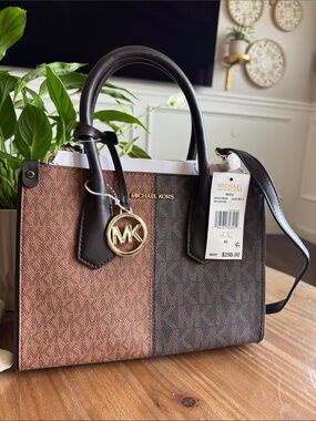Michael Kors Two-Tone Brown small Signature Tote Bag